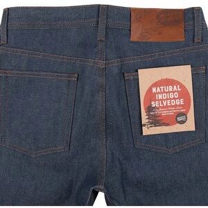 Naked & Famous Natural Indigo Selvedge Denim Weird Guy Fit. Tag size 30